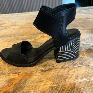 Sorel Black Block Heel Sandals with Striped Accent